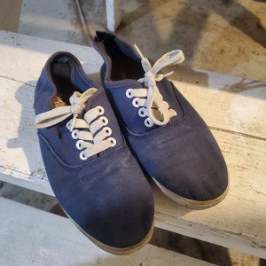 Charlotte Russe Size 7 Navy Shoes